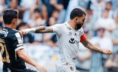 Atlético-MG vira sobre o Santos na Arena MRV pelo campeonato brasileiro
