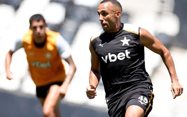 Tite busca soluções para corrigir os erros na defesa do Botafogo