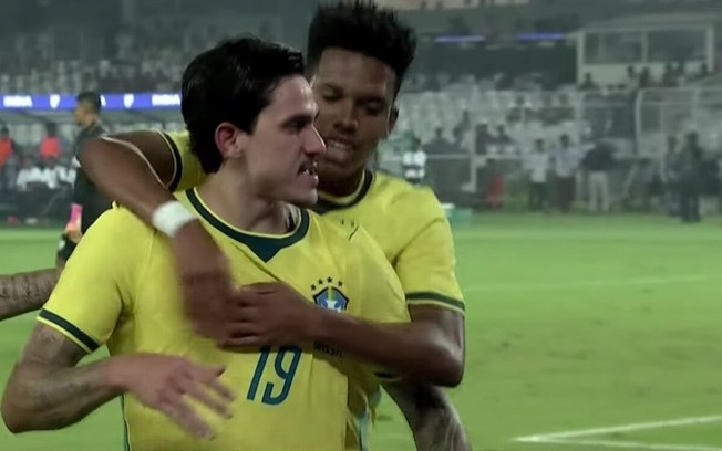 Brasil goleia a Índia por 4 a 0 em amistoso da seleção brasileira