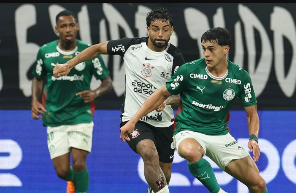 Grandes clássicos do Brasileirão agitam o futebol nacional neste domingo