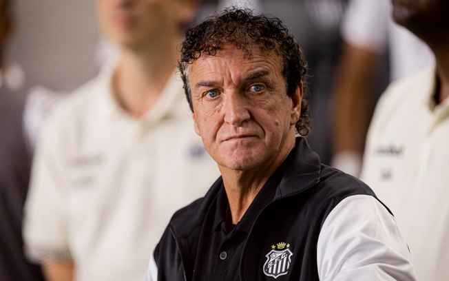 Cuca analisa derrota do Santos para o Atlético-MG nos acréscimos