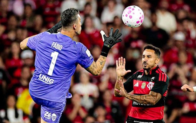 Zagueiro danilo vai para o hospital após pancada no fla-flu