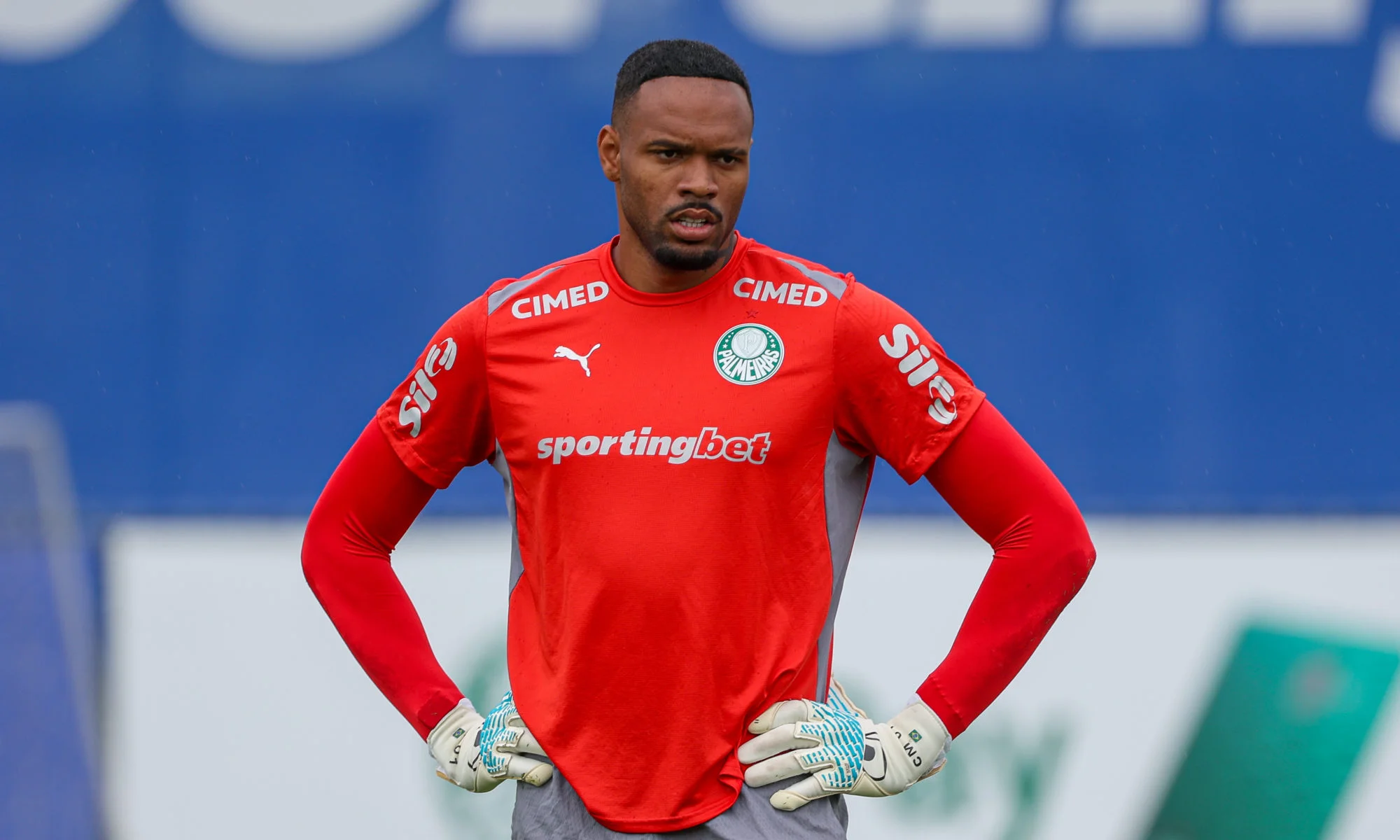 Falha de Carlos Miguel evidencia vulnerabilidade defensiva do Palmeiras