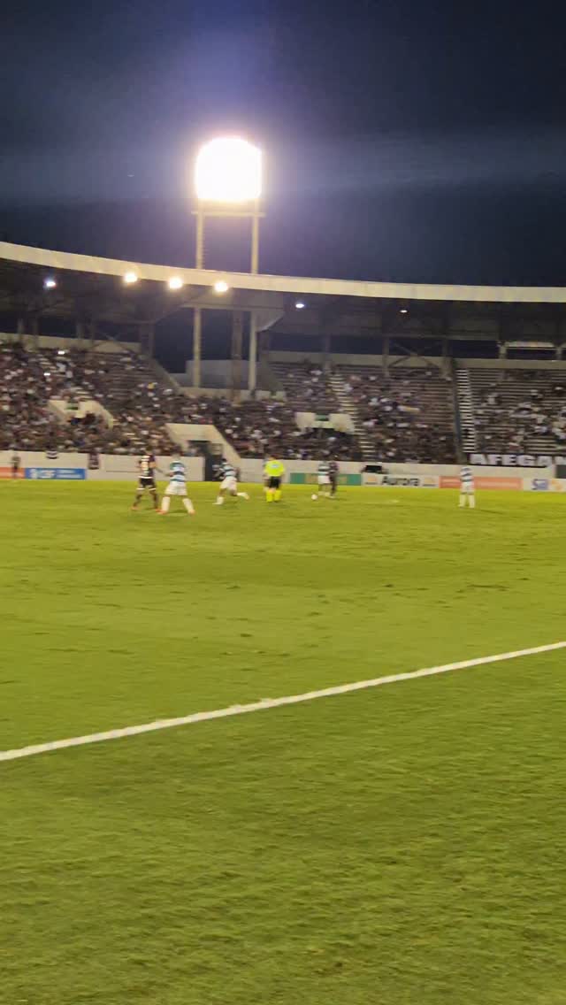 Ferroviária desconta com gol de Denilson em busca da vitória