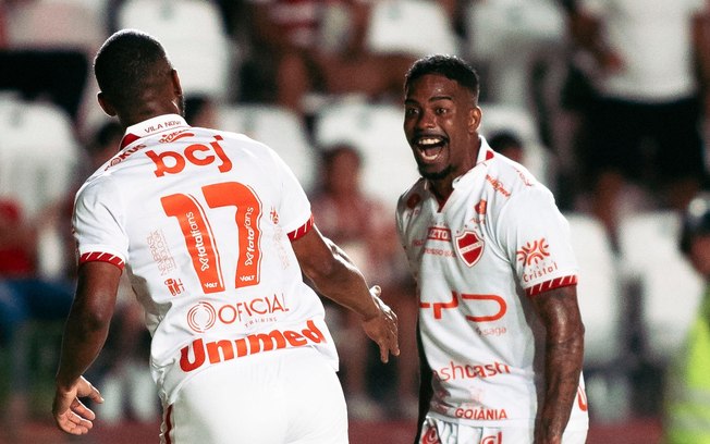 Lateral Hayner destaca-se na Série B pelo Vila Nova