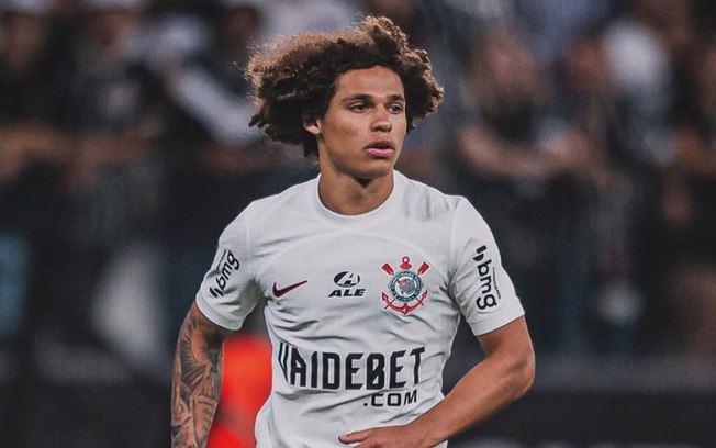 Guilherme Biro relembra salários atrasados no Corinthians e apoio de Luxa