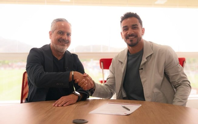 Flamengo anuncia a renovação de contrato do zagueiro Danilo até o fim de 2027
