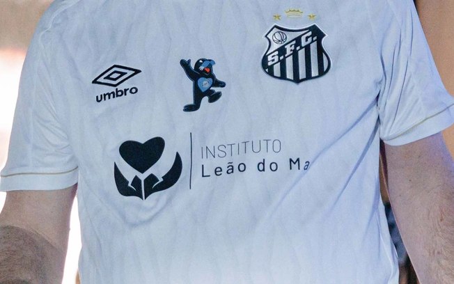 Flamengo protesta contra a MP das bets em jogo contra o Santos