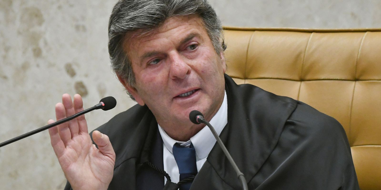 Luiz Fux cobra posicionamento da AGU sobre o funcionamento de bets