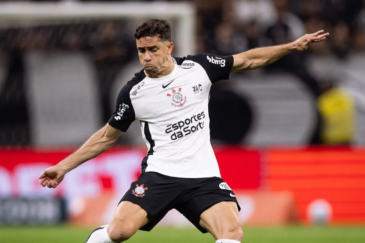 Gabriel Paulista define momento no corinthians como um verdadeiro pesadelo
