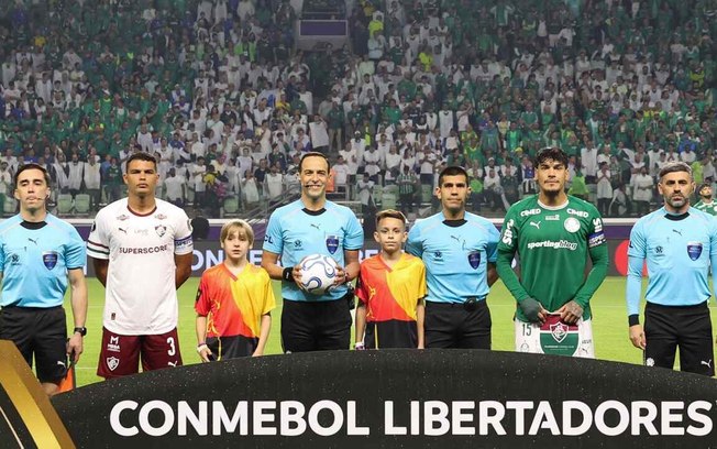 Gustavo Gómez celebra classificação do Palmeiras para a final da Libertadores