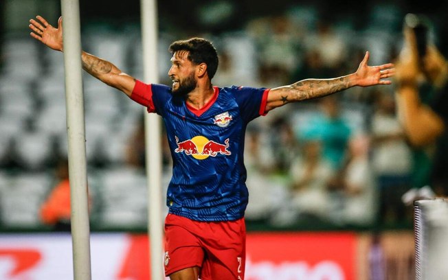 Estudo aponta os jogadores mais indisciplinados do Campeonato Brasileiro