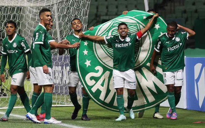 Cinco clubes do futebol brasileiro figuram no top 30 de bases mundiais