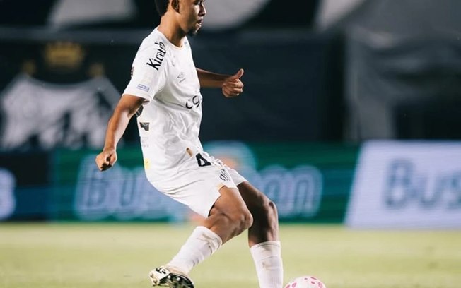 Lucas Veríssimo vira desfalque e preocupa o Santos no Brasileirão