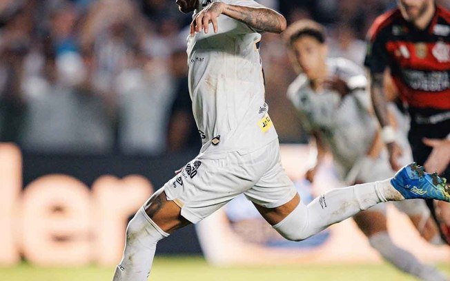 Neymar pelo Santos atinge 10 gols e lidera reação no Brasileirão