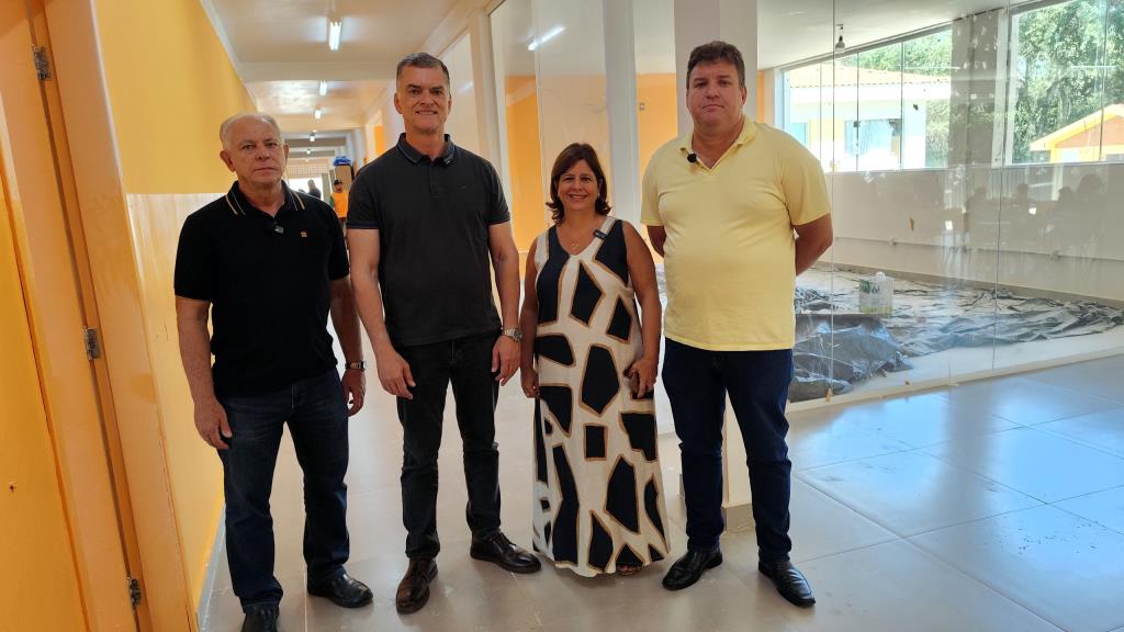 Reformas na educação em Araraquara avançam e ganham vistoria da prefeitura