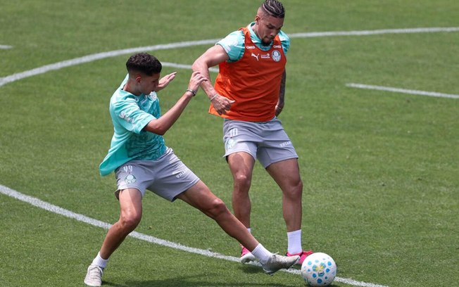 Paulinho avança em treino do Palmeiras e Gómez passará por exames médicos
