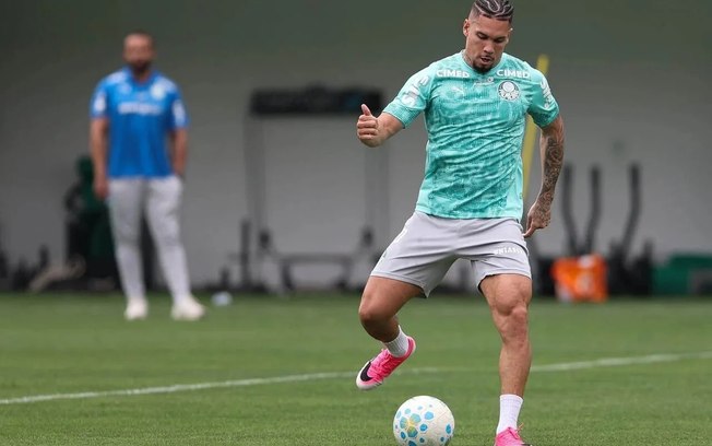 Palmeiras tem novidade com Paulinho na transição física