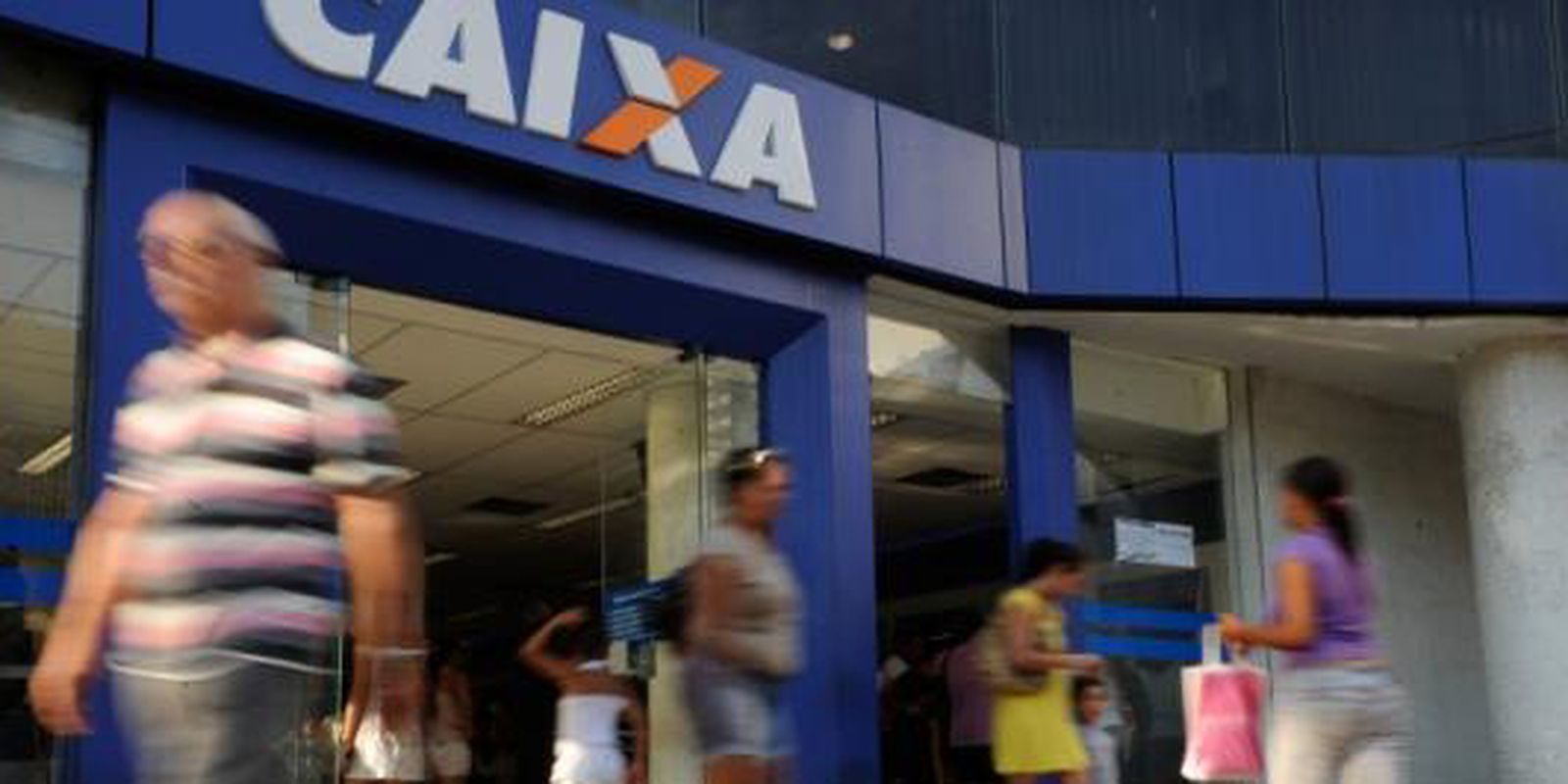 Como ficam os serviços bancários no feriado bancário de 12 de outubro