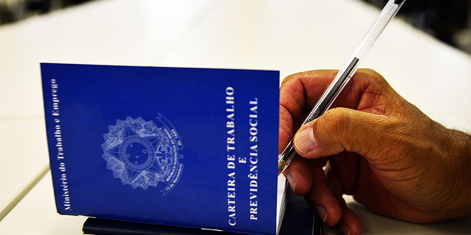 Fim da escala 6x1 tem data definida pelo Congresso Nacional para 2026