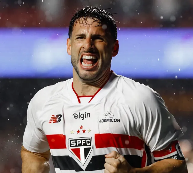 Calleri decide e o São Paulo respira no Brasileirão