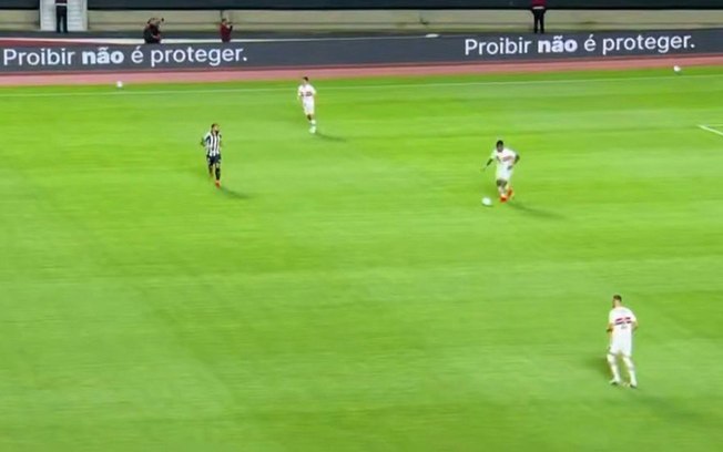 São Paulo exibe mensagens contra MP das Bets no estádio do MorumBIS