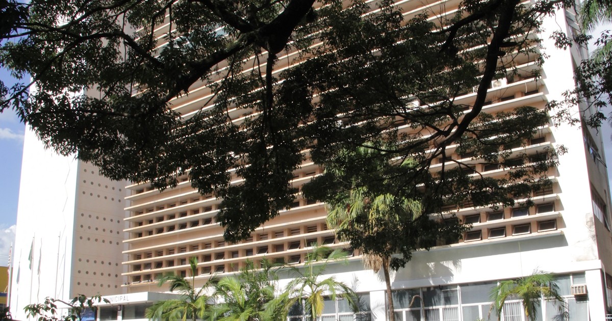 Calor extremo: secretarias detalham a rede pública municipal