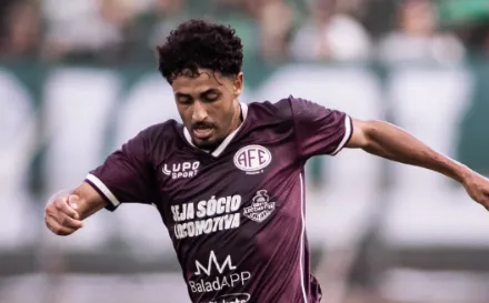 Lateral da Ferroviária exalta nível técnico de duelo na Série C