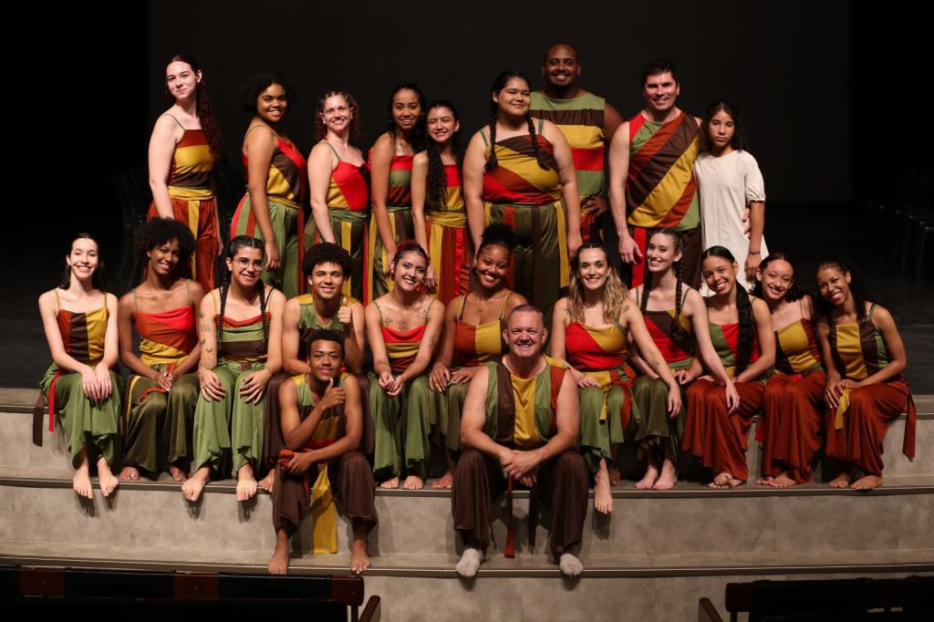 Escola Municipal de Dança Iracema Nogueira homenageia Milton Nascimento