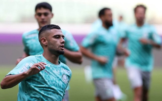 STJD absolve Andreas Pereira de punição após expulsão pelo Brasileirão