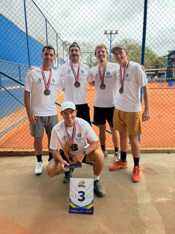 Tênis de campo de araraquara brilha nos jogos abertos do interior