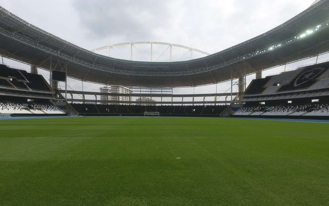 Torcida esgota ingressos para Botafogo x Vasco no Nilton Santos
