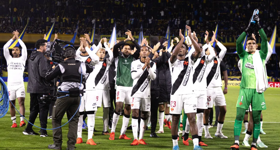 Vasco vence o Boca Juniors na Bombonera e entra em seleto grupo
