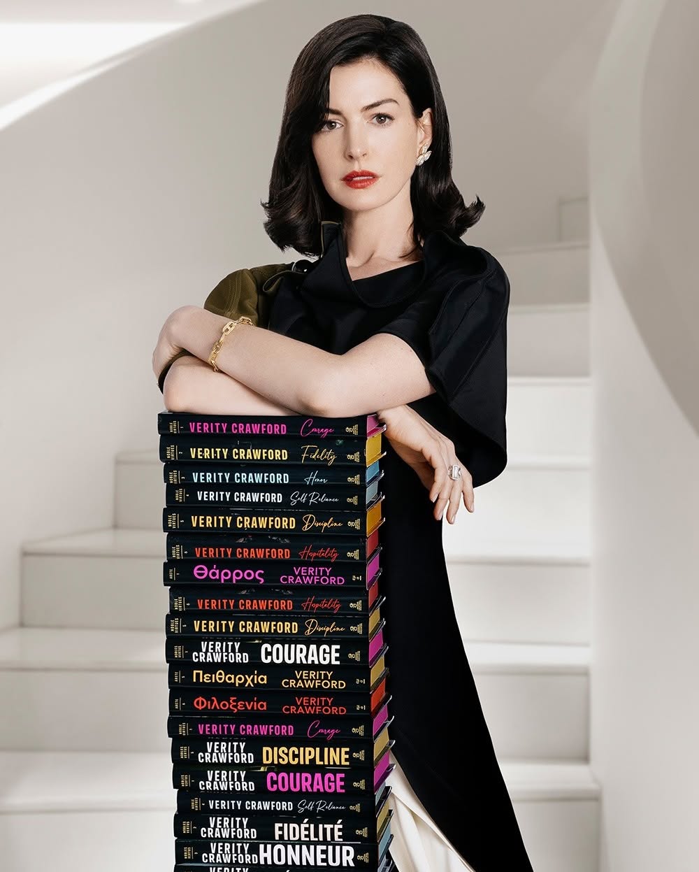 Estreia do filme Verity traz suspense com Anne Hathaway aos cinemas