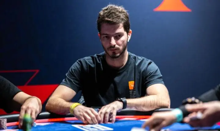 6 Forças que Estão Redefinindo Quem Joga Poker Online em Araraquara
