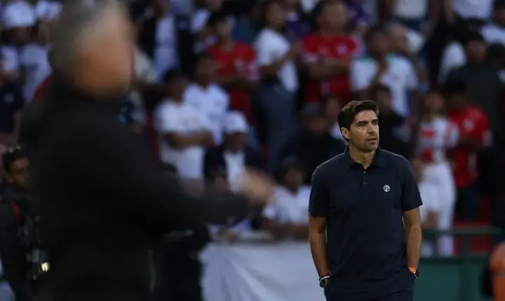 Abel Ferreira pega um jogo de suspensão por expulsão na Libertadores