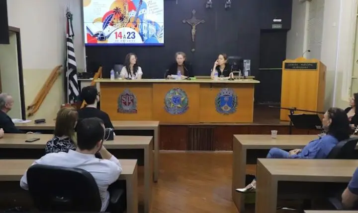 Setor cultural de Araraquara resiste com abertura de eventos poéticos e musicais