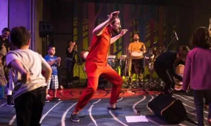 Acatum apresenta experiência musical em Araraquara
