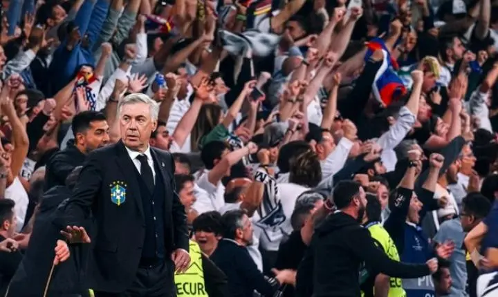 O controle emocional de Carlo Ancelotti na Seleção Brasileira viraliza após gol da virada
