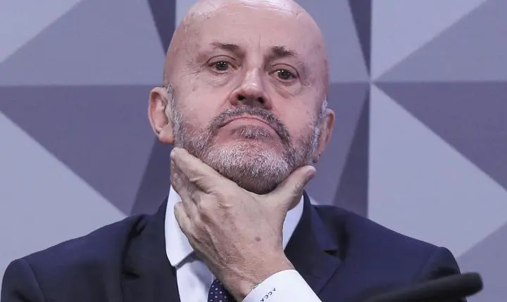 André Mendonça determina soltura de investigado na Operação Sem Desconto