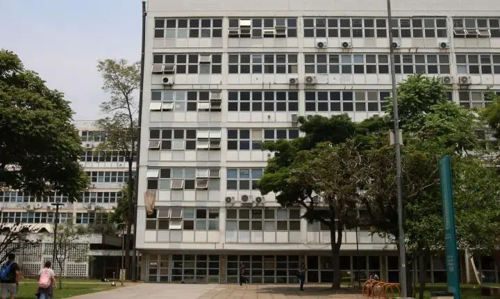 Funcionários da USP encerram greve após acordo com a reitoria