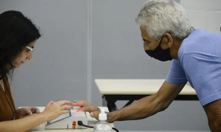 Prova de vida do INSS será dispensada para aposentados que votarem nas eleições