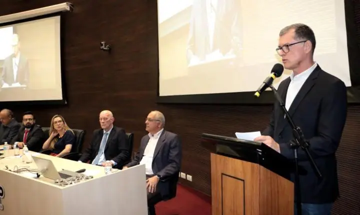 Araraquara sedia debate com foco em transparência e gestão pública