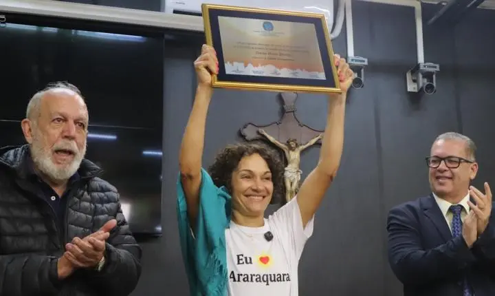 Noeme Maria Pereira recebe o título de Cidadã Araraquarense por sua trajetória