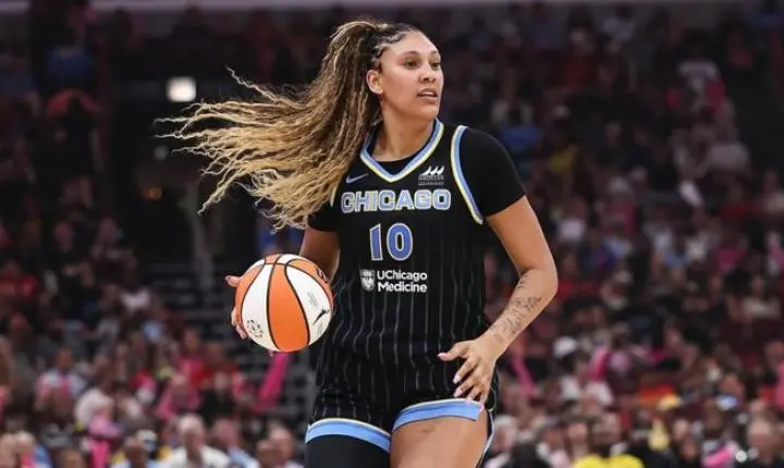 Kamilla Cardoso quebra recorde histórico de arremessos na WNBA