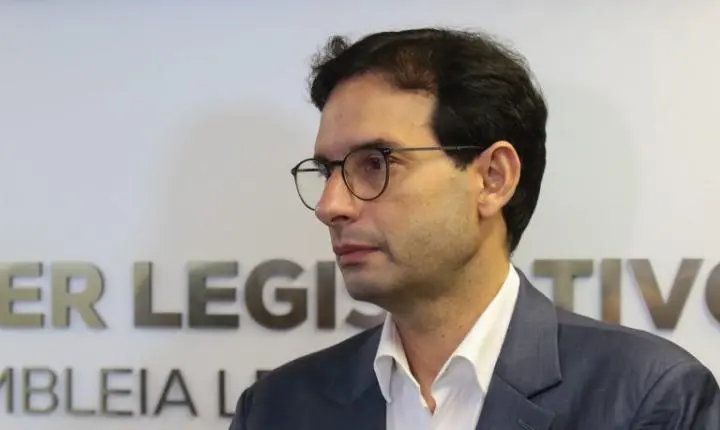 Audiência em Manaus debate fim da escala 6x1 e benefícios para empresários