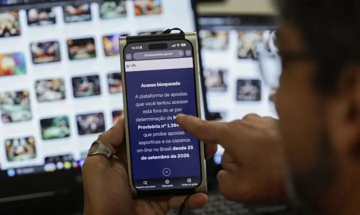 Bets começam a sair do ar no Brasil e governo inicia bloqueio nesta terça