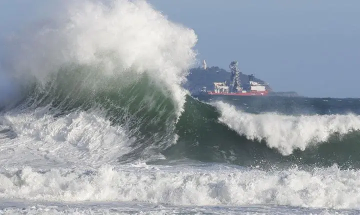 Bombeiros do Rio de Janeiro registram mais de 8 mil salvamentos aquáticos nos primeiros meses de 2026