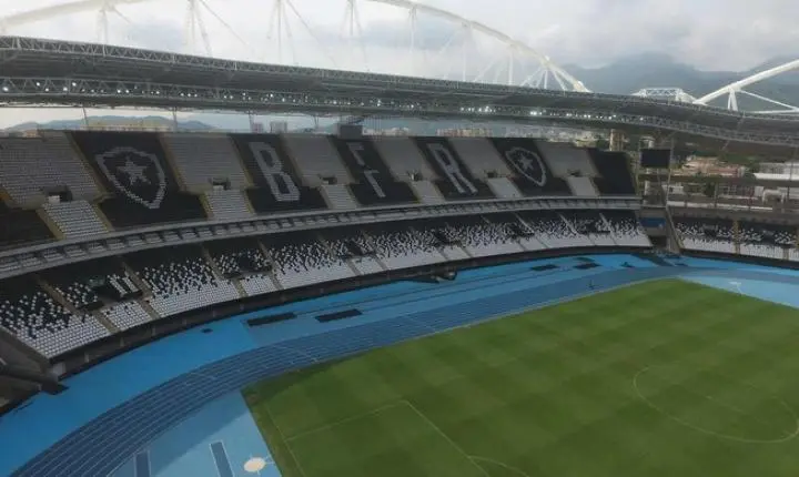Botafogo avalia melhorias urgentes no Estádio Nilton Santos