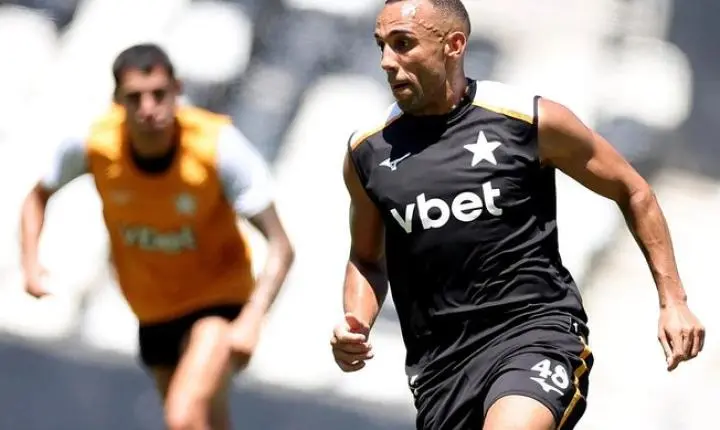 Tite busca soluções para corrigir os erros na defesa do Botafogo